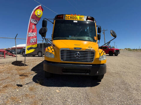 2009 Freightliner B2 Chassis