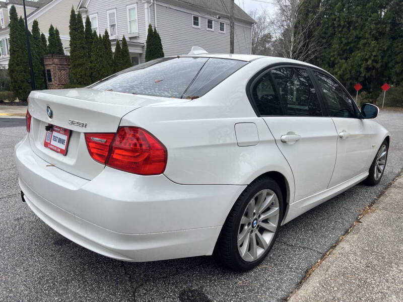 2011 BMW 3 Series 328i