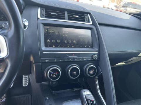 2019 Jaguar E-PACE P300 R-Dynamic S