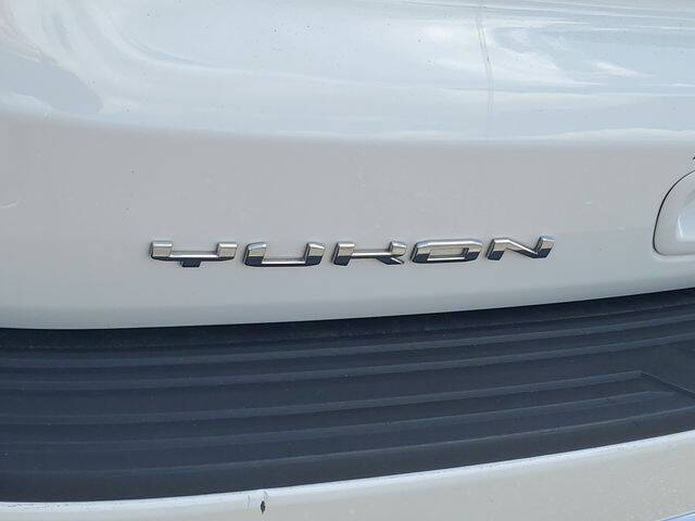 2023 GMC Yukon SLT