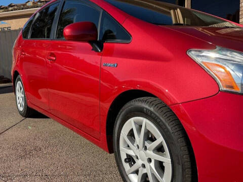 2012 Toyota Prius v Two