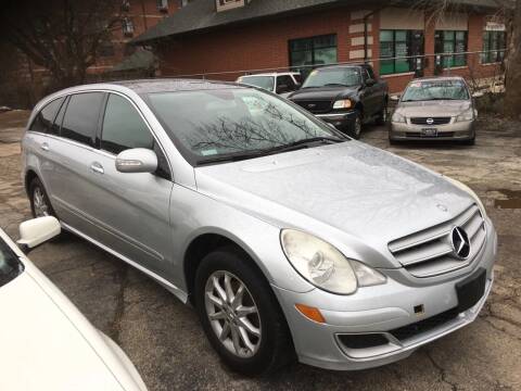 2007 Mercedes-Benz R-Class for sale at Cowboy Incorporated in Waukegan IL