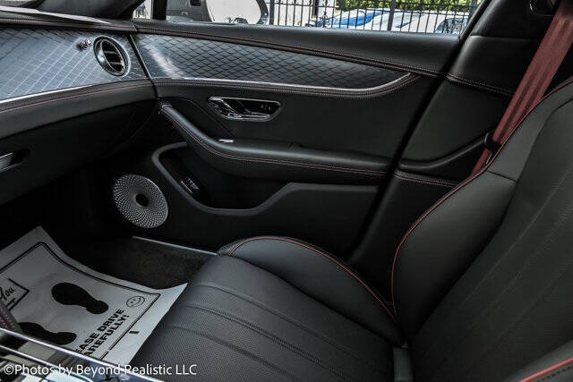 2025 Bentley Flying Spur Black Edition