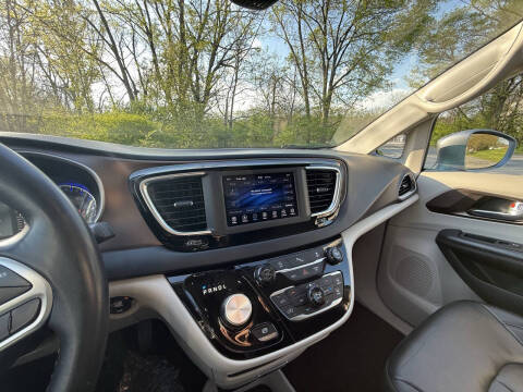 2018 Chrysler Pacifica Touring L