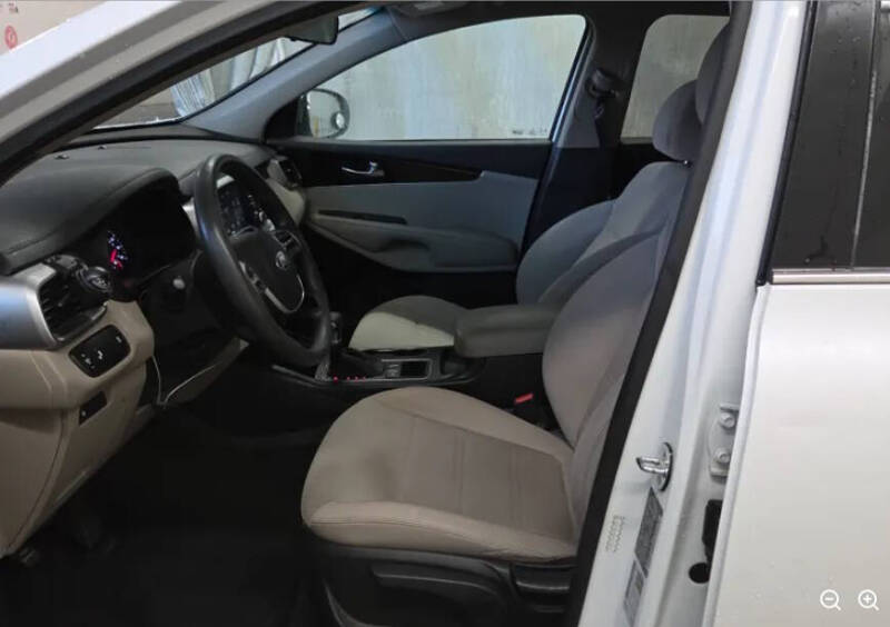 2020 Kia Sorento LX
