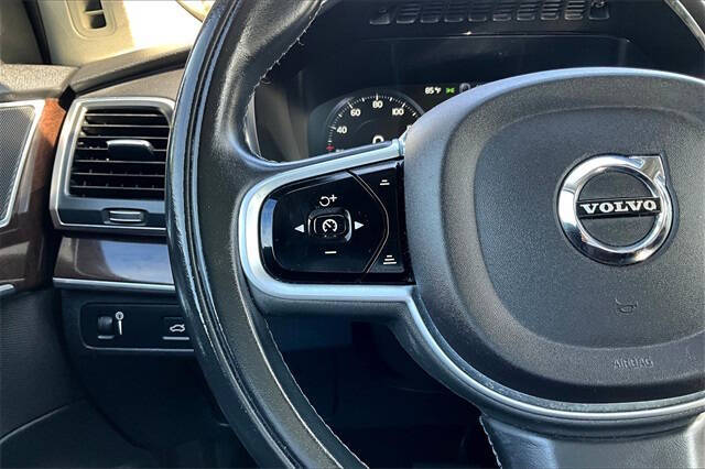 2019 Volvo XC90 T6 Momentum