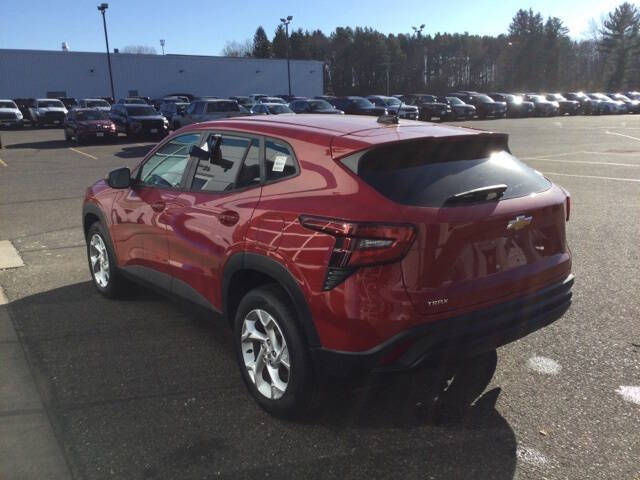 2026 Chevrolet Trax LS