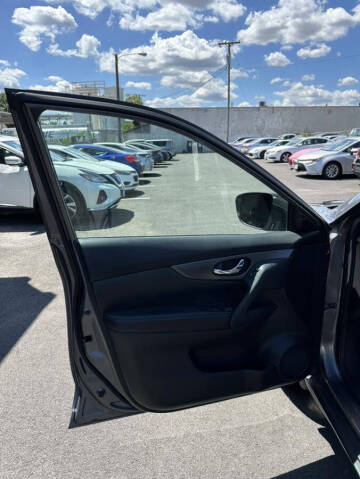 2015 Nissan Rogue SV