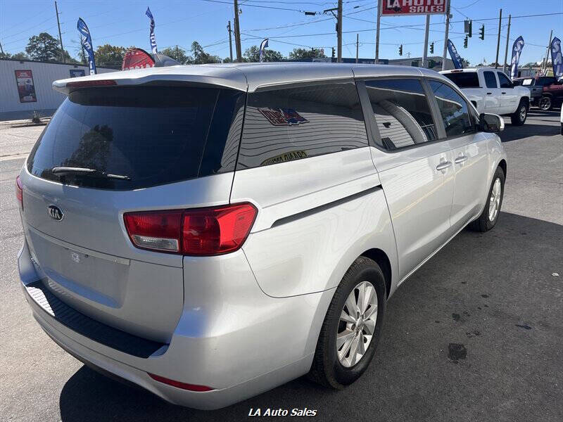 2016 Kia Sedona L