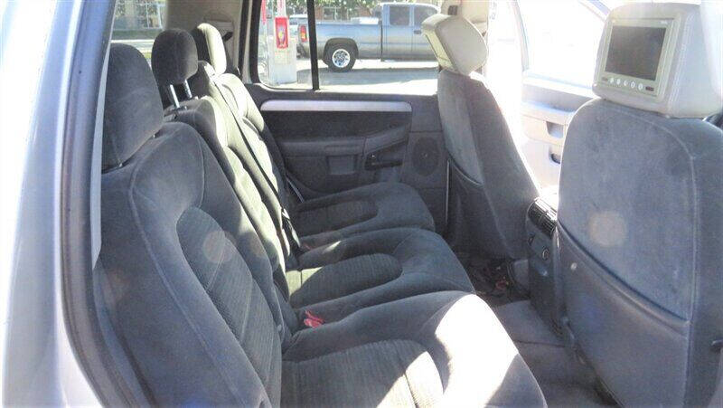 2003 Ford Explorer XLT