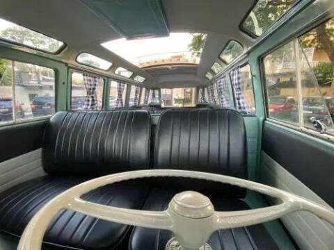 1972 Volkswagen Bus