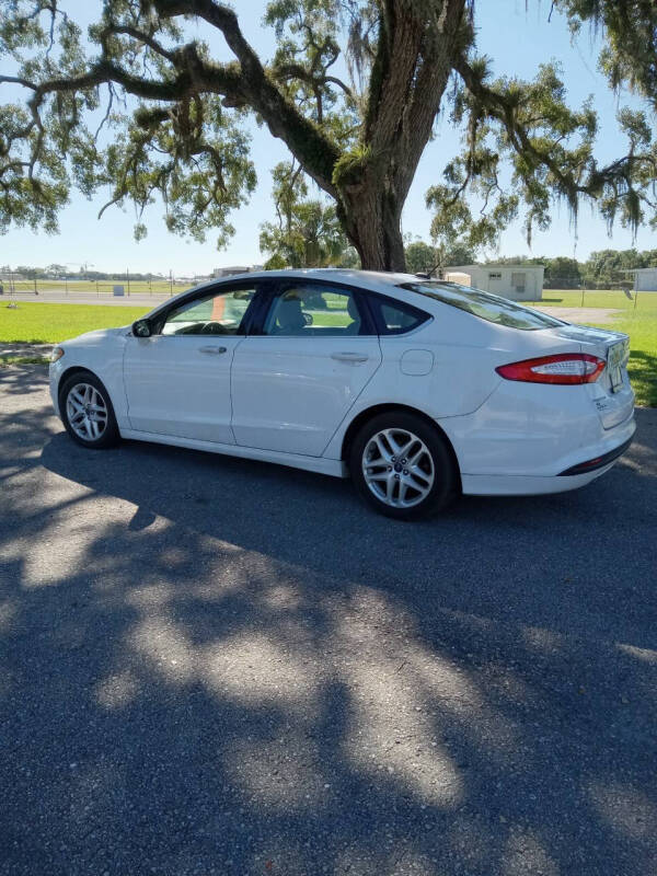 2016 Ford Fusion SE