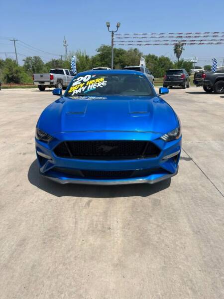 2020 Ford Mustang for sale at A & V MOTORS in Hidalgo TX