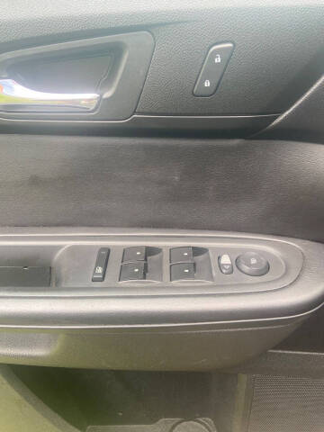 2013 GMC Acadia SLE-2
