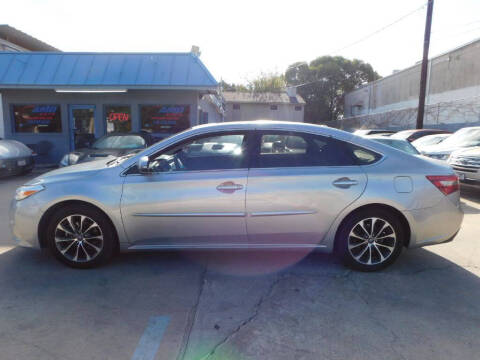 2016 Toyota Avalon XLE