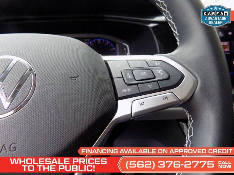 2024 Volkswagen Taos SEL 4Motion