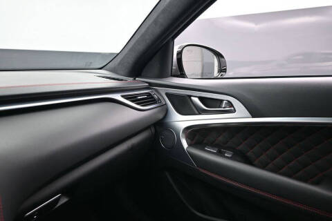 2021 Genesis G70