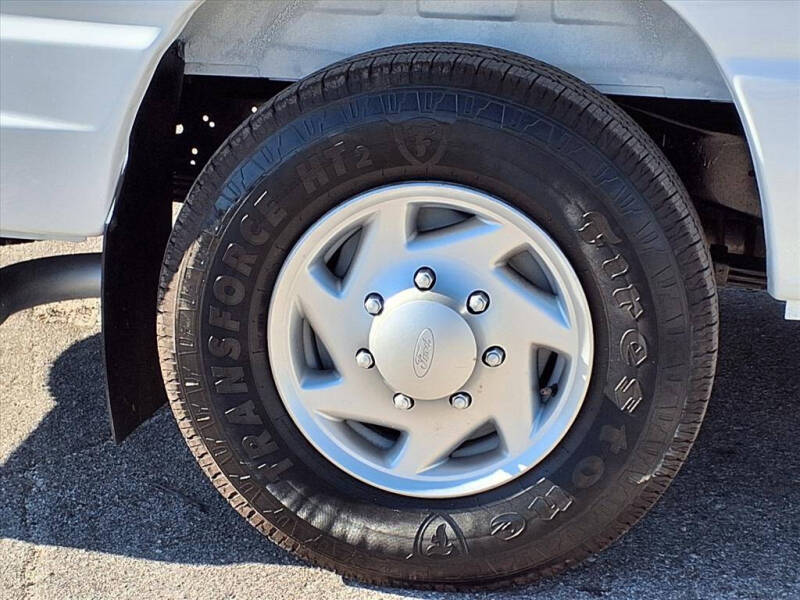 2010 Ford E-Series E-250