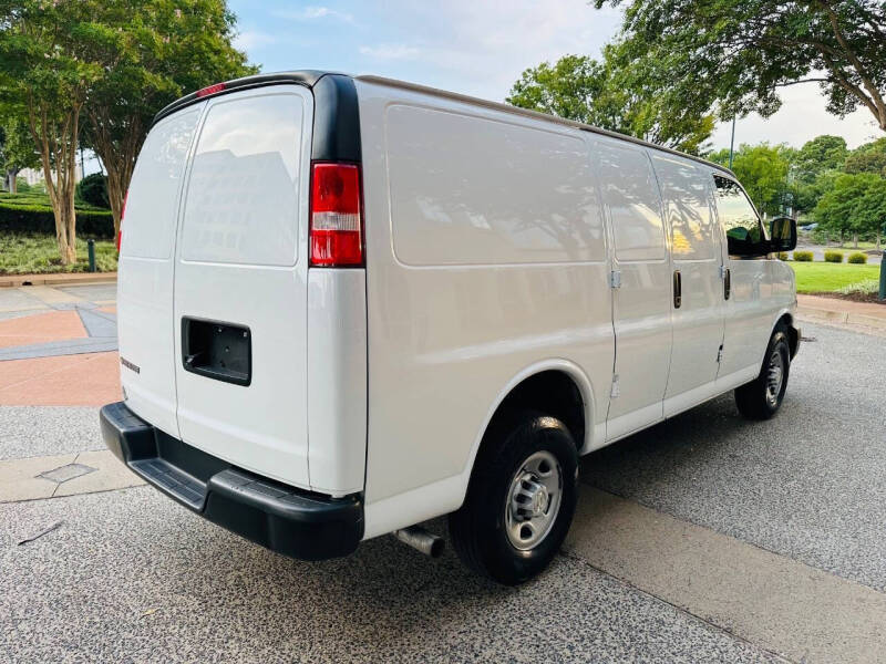 2021 Chevrolet Express 2500