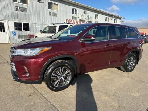 2017 Toyota Highlander for sale at De Anda Auto Sales in South Sioux City NE