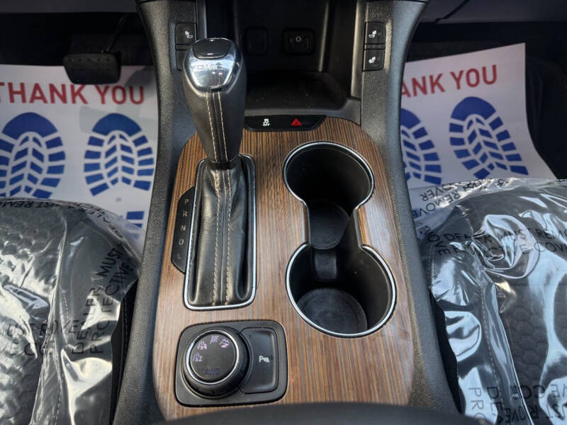 2018 GMC Acadia SLE-2