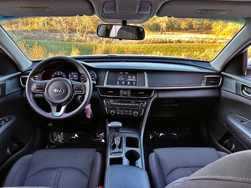 2018 Kia Optima LX photo 13