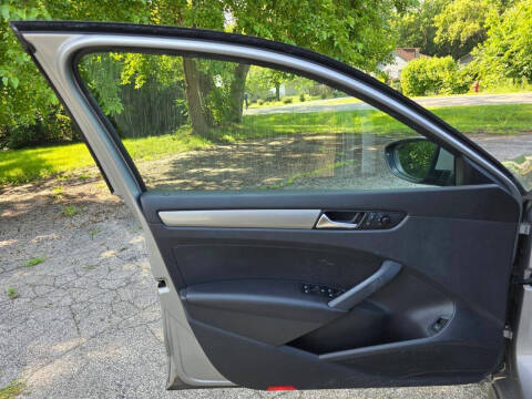 2012 Volkswagen Passat S