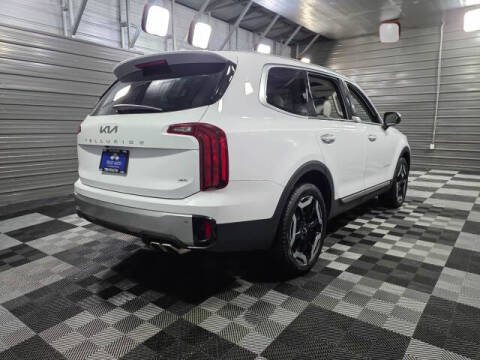2023 Kia Telluride S