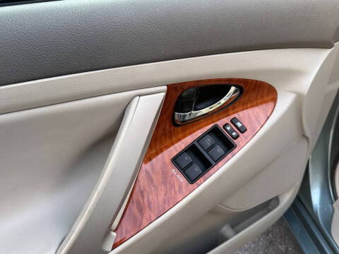 2011 Toyota Camry Hybrid