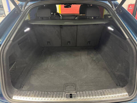 2019 Audi Q8 quattro Premium Plus 55 TFSI