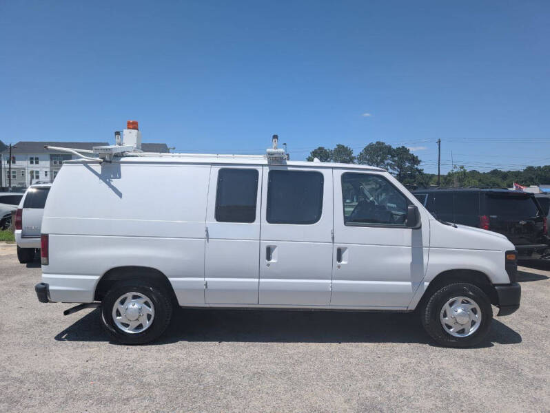 2014 Ford E-Series E-150