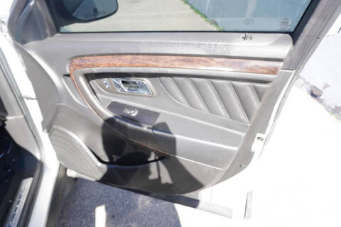 2017 Ford Taurus Limited