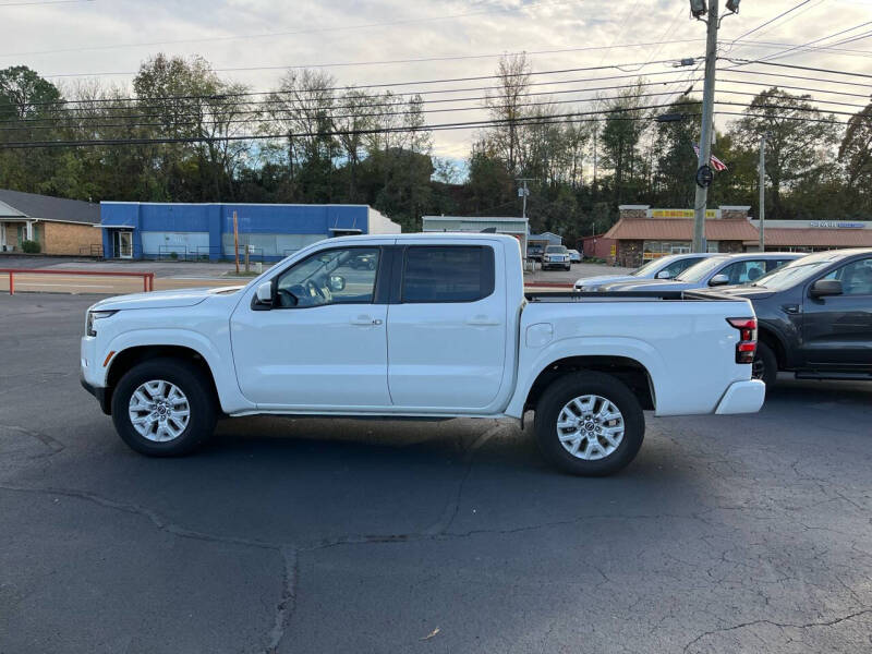 2022 Nissan Frontier SV photo 7