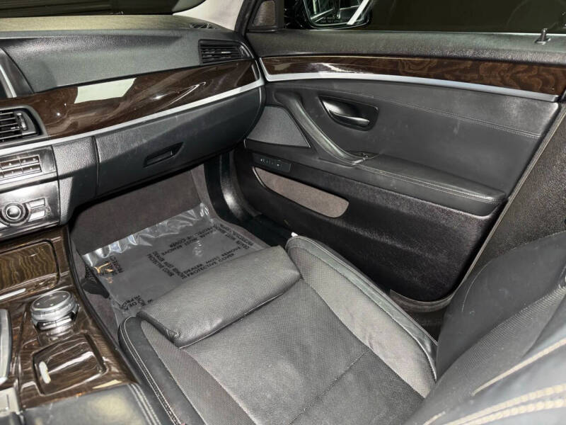 2016 BMW 5 Series 535i