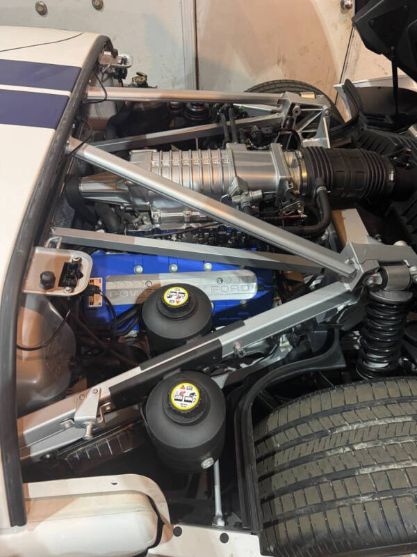 2005 Ford GT