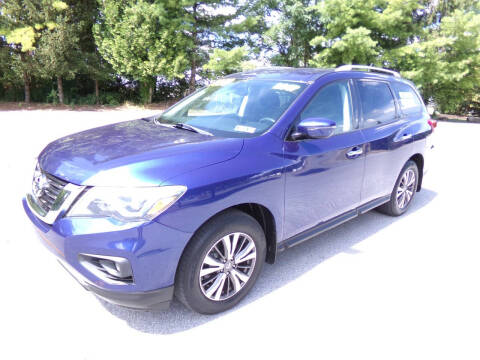 2017 Nissan Pathfinder SV