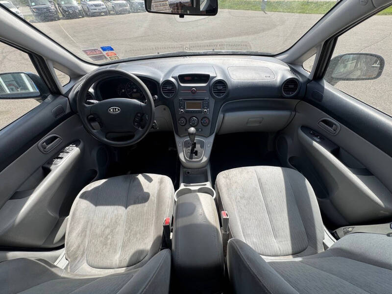 2009 Kia Rondo EX