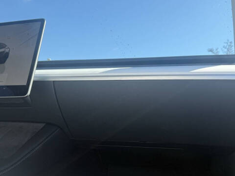 2024 Tesla Model Y Performance