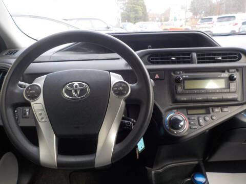2013 Toyota Prius c Two