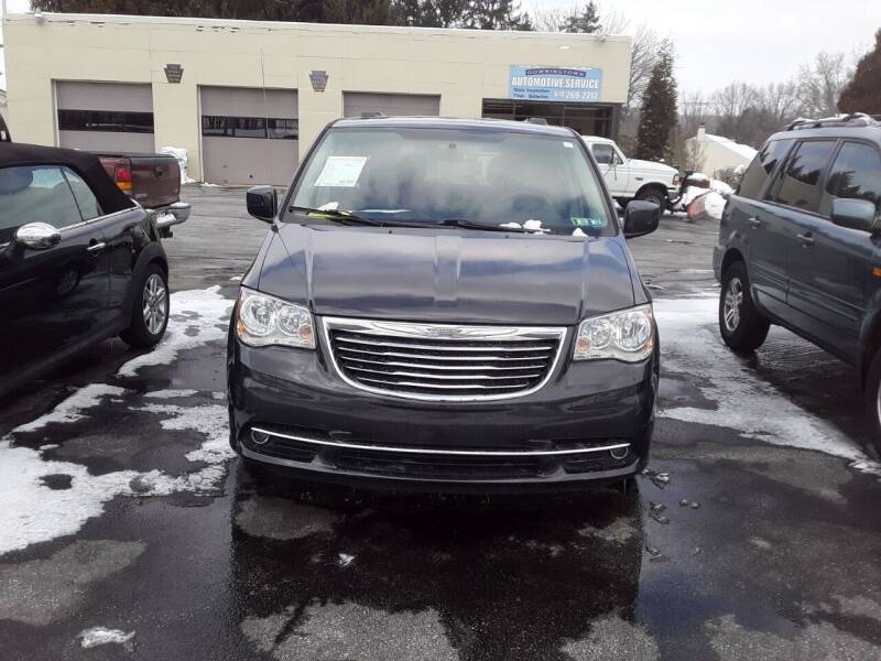 2011 Chrysler Town and Country for sale at Dun Rite Car Sales in Cochranville PA
