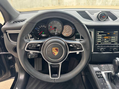 2016 Porsche Macan S