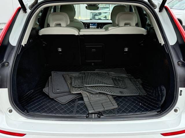 2023 Volvo XC60 B5 Core