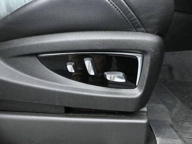 2017 Cadillac Escalade ESV Luxury