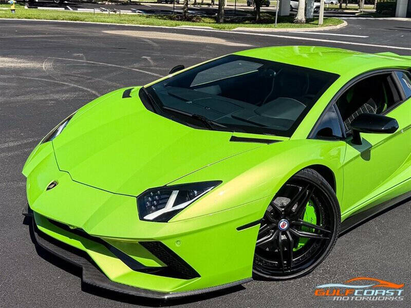 2018 Lamborghini Aventador LP 740-4 S