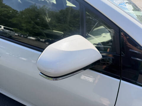 2018 Toyota Prius Three