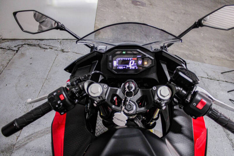 2024 Kawasaki Ninja 500 SE ABS