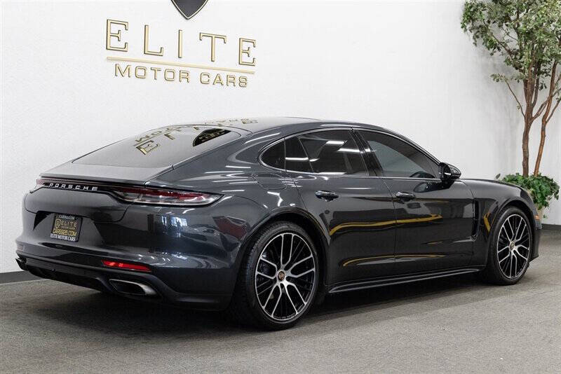 2021 Porsche Panamera