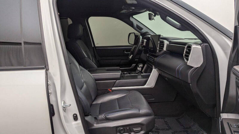 2023 Toyota Sequoia Platinum