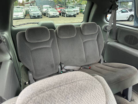 2005 Dodge Grand Caravan SXT