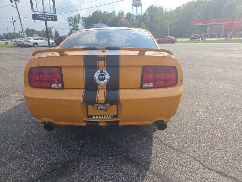 2007 Ford Mustang GT Deluxe